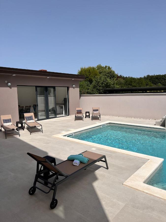 Villa Vida, Medulin - Bazen I Jacuzzi エクステリア 写真